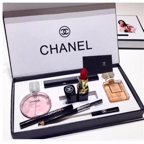 chanel zestaw|Chanel perfume gift sets.